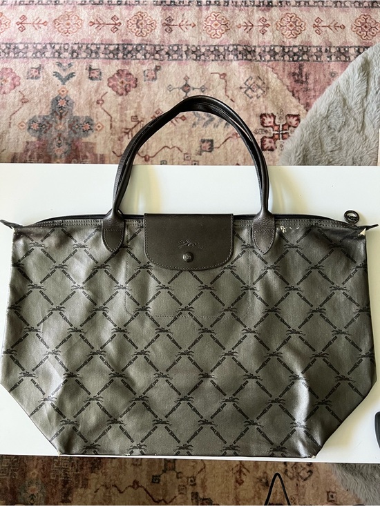 Longchamp Handbags - Longchamp Le Pliage LM Pewter Large